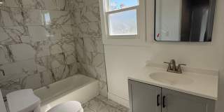 Charming 2-Bedroom Home in Port Richmond Available For Rent! Gallery 12