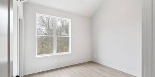 Stunning End Unit 2 bedroom 2 bath East Nashville Townhome with garage Gallery 15