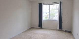 Beautiful 2nd floor (with elevator services) condominium: 2-bed, 2-bath, beautiful kitchen, bonus room, laundry room & deck! Gallery 14