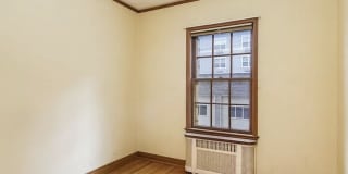 2306 Kendall Avenue Gallery 6