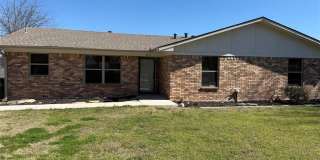 902 N Fourth Gallery 1