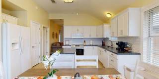 810 Camellia Court Gallery 10