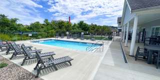 River's Edge Apartments Gallery 10