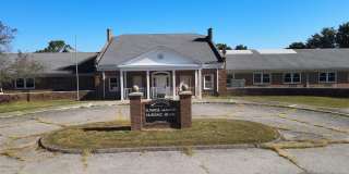 80 Phillips Lane Gallery 1