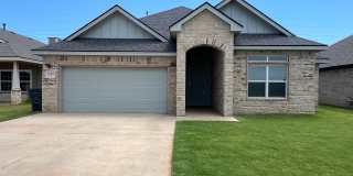 FOR LEASE - GORGEOUS 3/2/2 HOME IN BURGAMY PARK Gallery 1