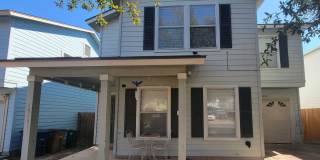 4 Bed / 2 Bath Home in Great South Austin Location Gallery 1