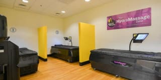 The Ivy Club Gallery 12