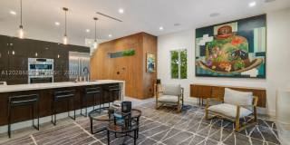 3135 Ohio St Gallery 8