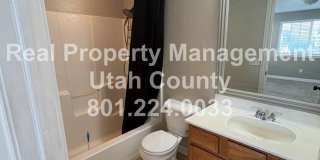 Beautiful 3-Bedroom Home in Springville – Spacious Living & Convenient Location Beautiful 3-Bedroom Home in Springville – Spacious Living & Convenient Location Gallery 12
