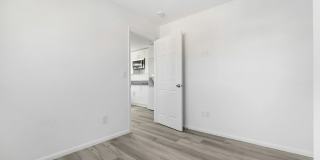 Newly renovated 1 bedroom / 1 bath apartment available now! Gallery 8