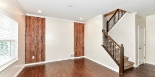 5825 Sheffield Lane Gallery 4