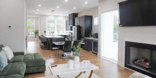 68 Boulevard SE Gallery 41