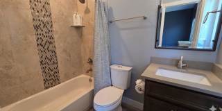 Modern 4 Bedroom 5 Bath Townhome - With Lots of Natural Light and Great Views! Gallery 37