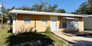 3 bed 2 beth home in Bradenton Gallery 1