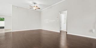6214 Rolling Tree Street Gallery 4