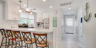 25 Biscayne Boulevard Gallery 1