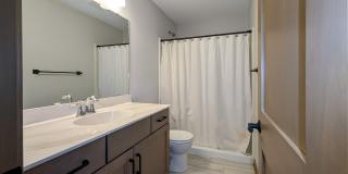 4 bedroom, 3 bathroom Home Gallery 15