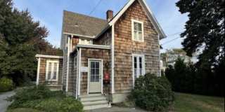 21 Broadway Avenue Gallery 1