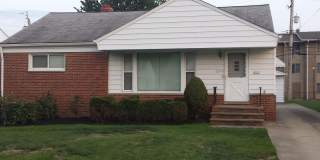 3 bed 1 bath single family! Gallery 1