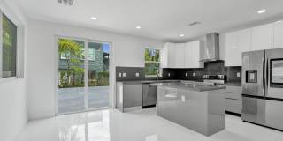 1215 W Las Olas Boulevard Gallery 1