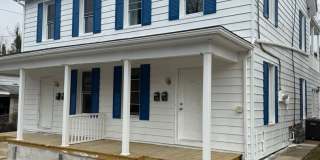 Newly Renovated 1 Bedroom Apartment! Gallery 3