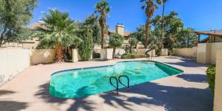 CUTE 2 BEDROOM CONDO! Gallery 16