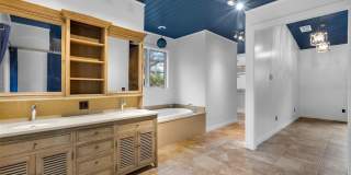 307 W 4TH AVENUE Gallery 42