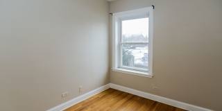 4808 North Paulina Apt. Gallery 8