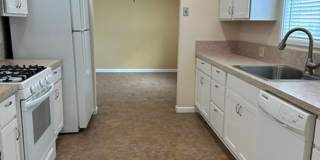 Large home with additional garage! Gallery 3