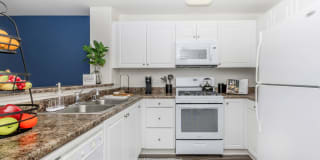 Heritage Park Senior - Ladera Gallery 14