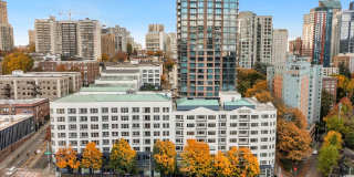 Avia Apartments on Pike Gallery 65