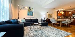 2 Harvard Sq Gallery 1