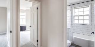 Shaker Lakes Apartments Gallery 7