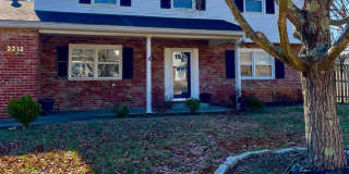 Well-Appointed East-Side Home with Exceptional Living Space in Sycamore Knolls Gallery 1