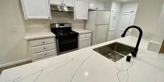 6033 Estelle Street APT 10 Gallery 3