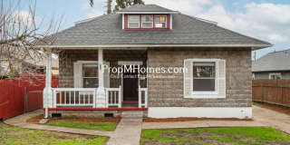 Updated Cottage in Gladstone! Gallery 1