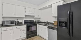1825 Saint Julian Place Gallery 9