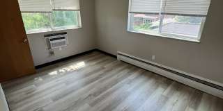 17731 Lakeshore Boulevard - 5 17731 Lakeshore Boulevard - 5 Gallery 2