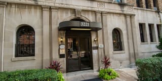 Connecticut Avenue Apartments Gallery 3