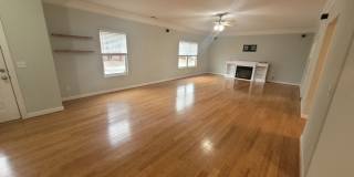 Stunning 4 Bedroom, 2.5 Bath Home Just 3 Blocks to Chesapeake Bay Gallery 9