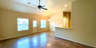 *MOVE IN SPECIAL* High Ceilings, Fenced Yard & 2-Car Garage – New Braunfels Living! Gallery 8
