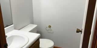 1604 S Pinestone Gallery 6