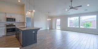 Beautiful 4 Bedroom Home Gallery 21