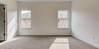 Beautiful! 4-Bed Home in Mustang Gallery 16
