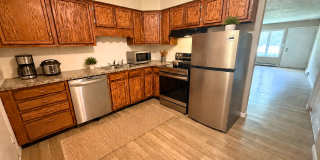 Cedarwood Apartments- 2 Bedroom 2 Bathroom Gallery 4