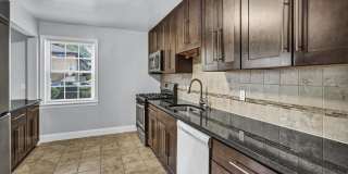 Verona Plaza Apartments Gallery 6