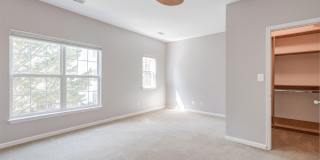 5140 DONOVAN Drive Gallery 31