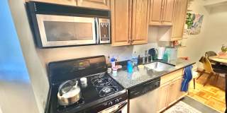 Great Studio in Glover Park/North Georgetown w/Murphy Bed, Walk-In Closet, Eat in Kitchen! Gallery 12