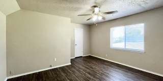 11543 Rousseau St Gallery 16