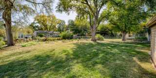 2 Bedroom With Oversized Garage & Prime Location Near 90th & Blondo!! Gallery 24